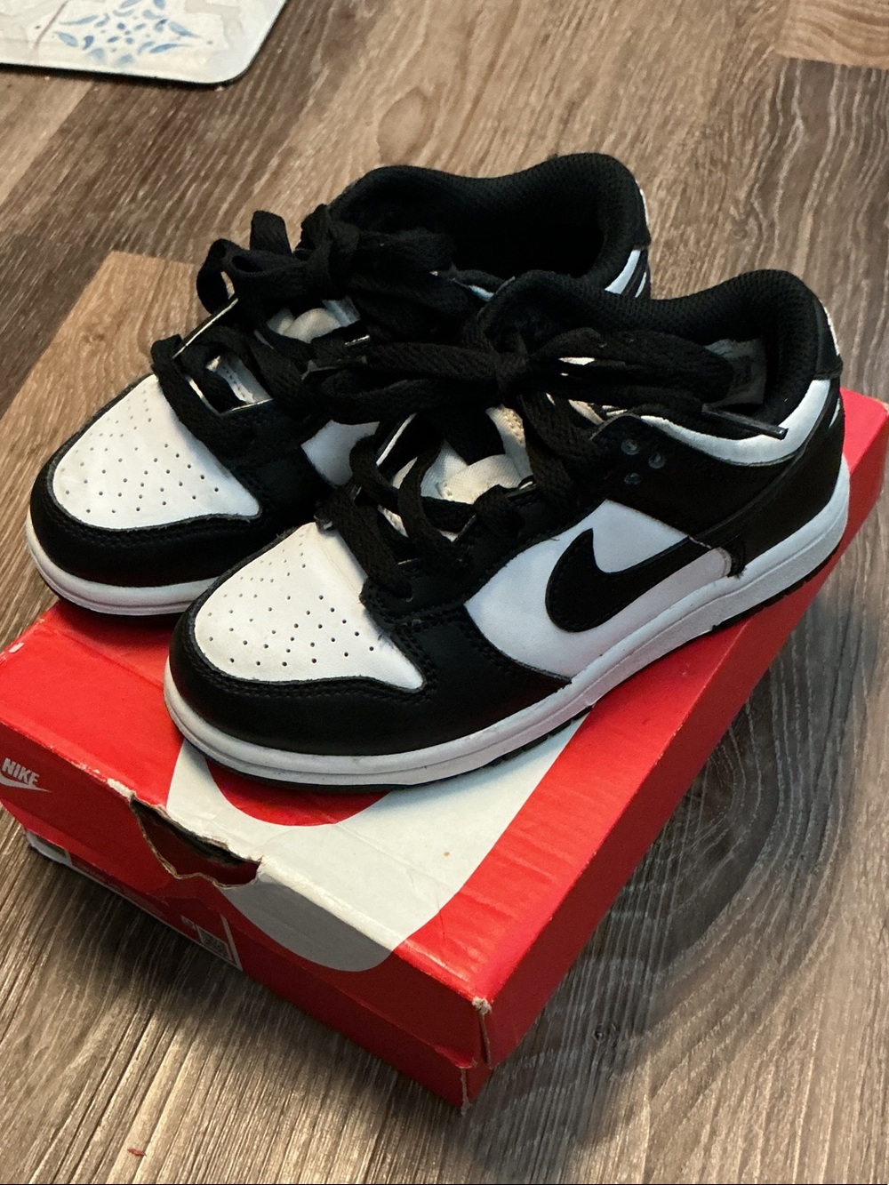 Nike Kids Black and White Low-Top Sneakers